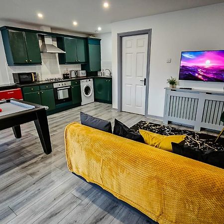 Modern City Centre Apartment Belfast Exterior foto