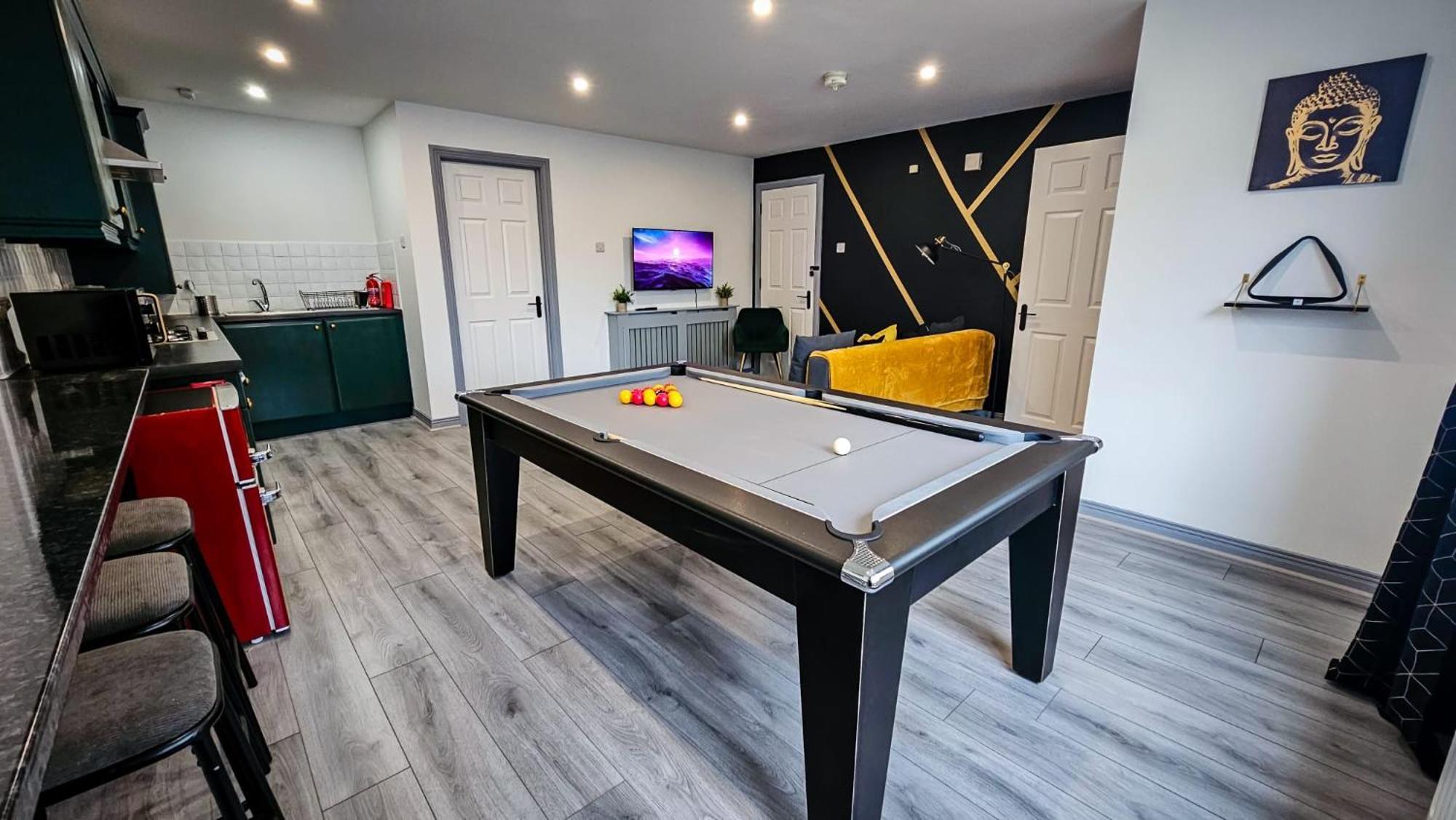 Modern City Centre Apartment Belfast Exterior foto